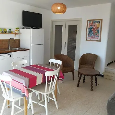 Maison Vue Mer, Terraces, Parking, Proche Port, Climatisation Σπίτι διακοπών *