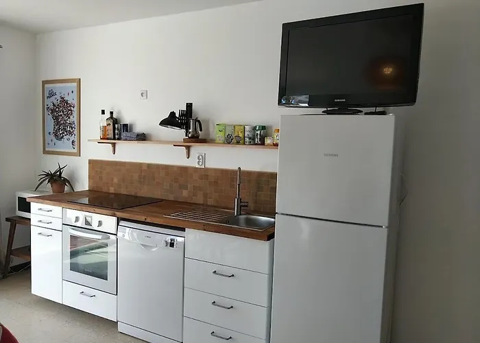 Semesterbostad Maison Vue Mer, Terraces, Parking, Proche Port, Climatisation *